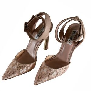 Steve Madden sarantos stiletto 6.5 women